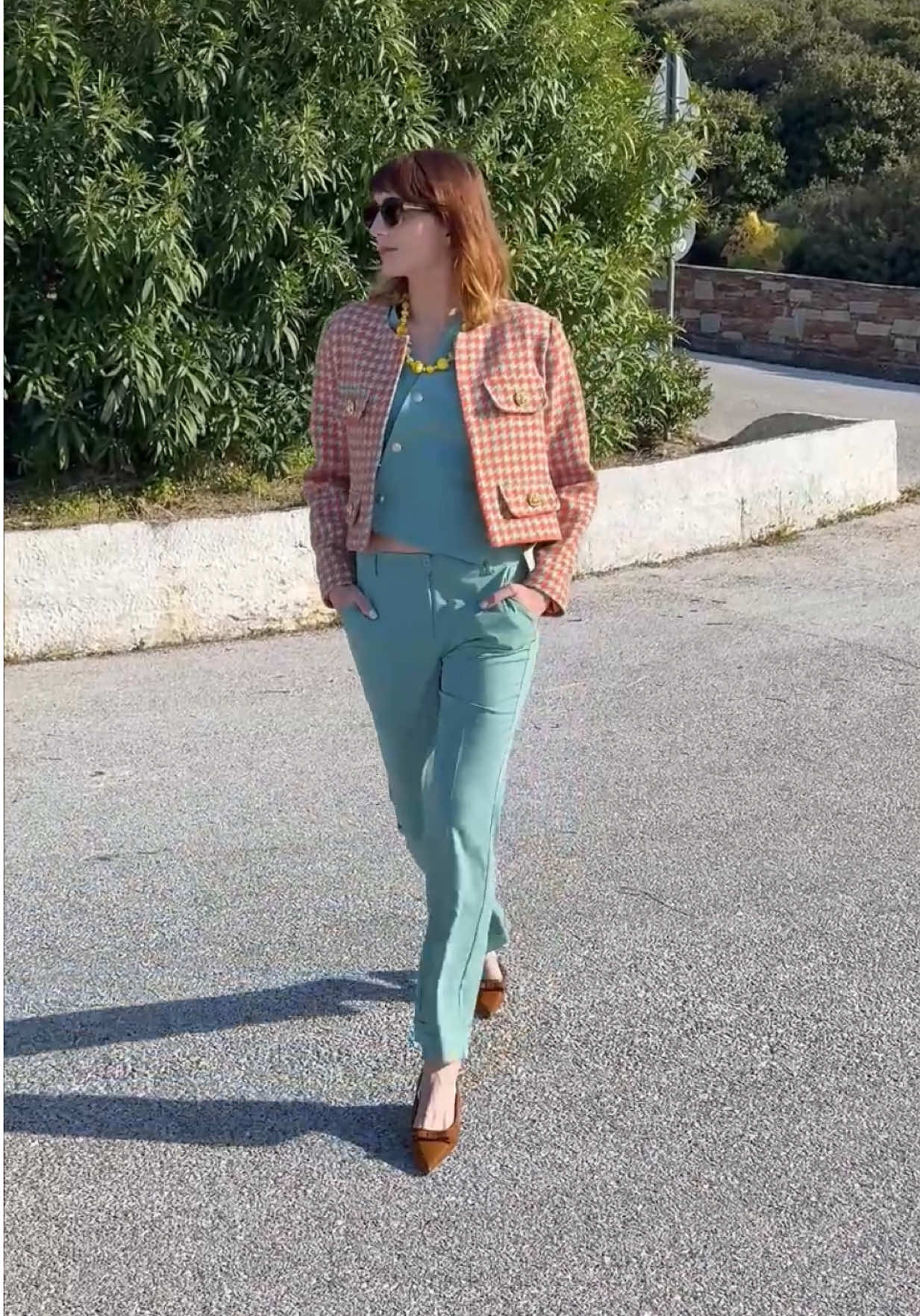 Μπορείτε να μας βρείτε στα social και στο κατάστημά μας ,Βετσοπούλου 37 Αλεξάνδρεια Ημαθίας. Δεχόμαστε παραγγελίες μέσω social ή τηλεφωνικά ,στέλνουμε σε όλη  την Ελλάδα.  Τηλ: +306955588498  email:angelazountsaboutique@gmail.com