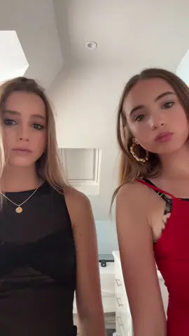 @cecilia😝😝 @Emilie 