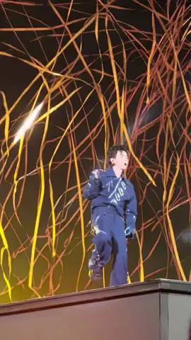 Không 1 cọng dây nào dính vài anh bé luôn #quanghungmasterd #concertanhtraisayhiday6 #muzik #CapCut 