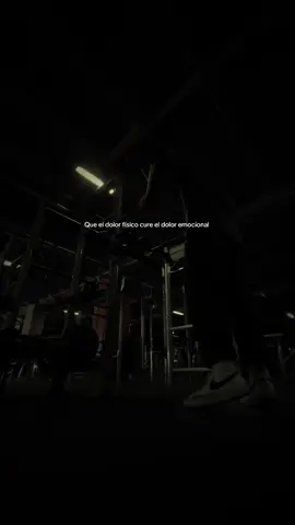 Siempre lo hace #gymshark #youngla #dragonpharma #breathedivinity @Sebastian 