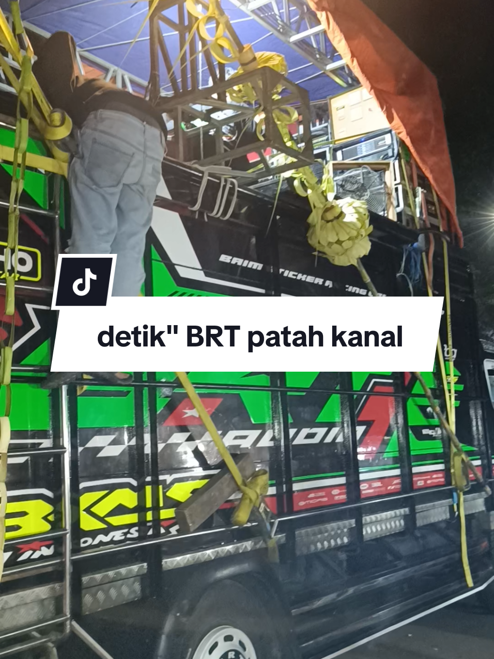 detik