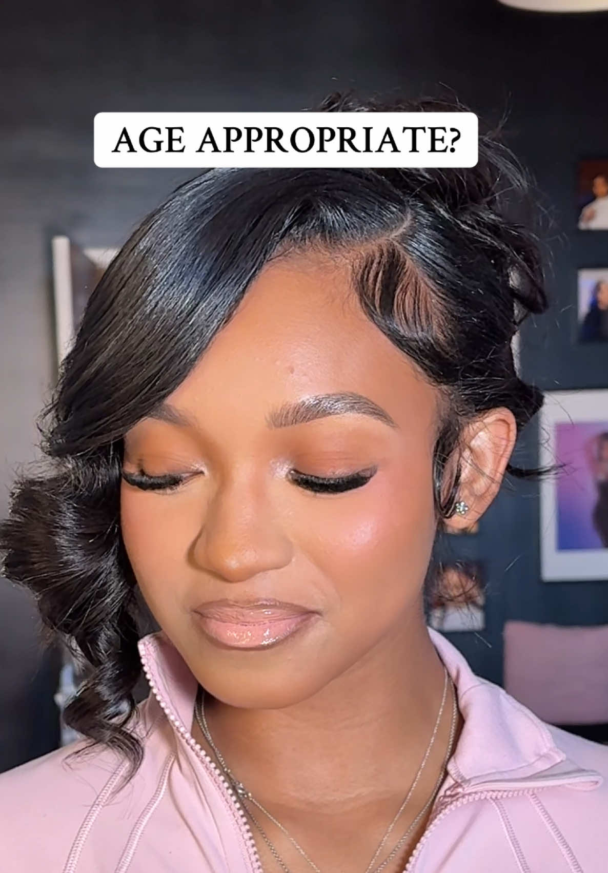 Personally yes this look is so soft and minimal 💕 #ageappropriatemakeup #chicagomakeupartist 