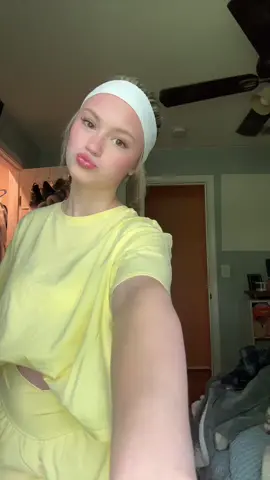 need the sun to come back out so i can get a tan