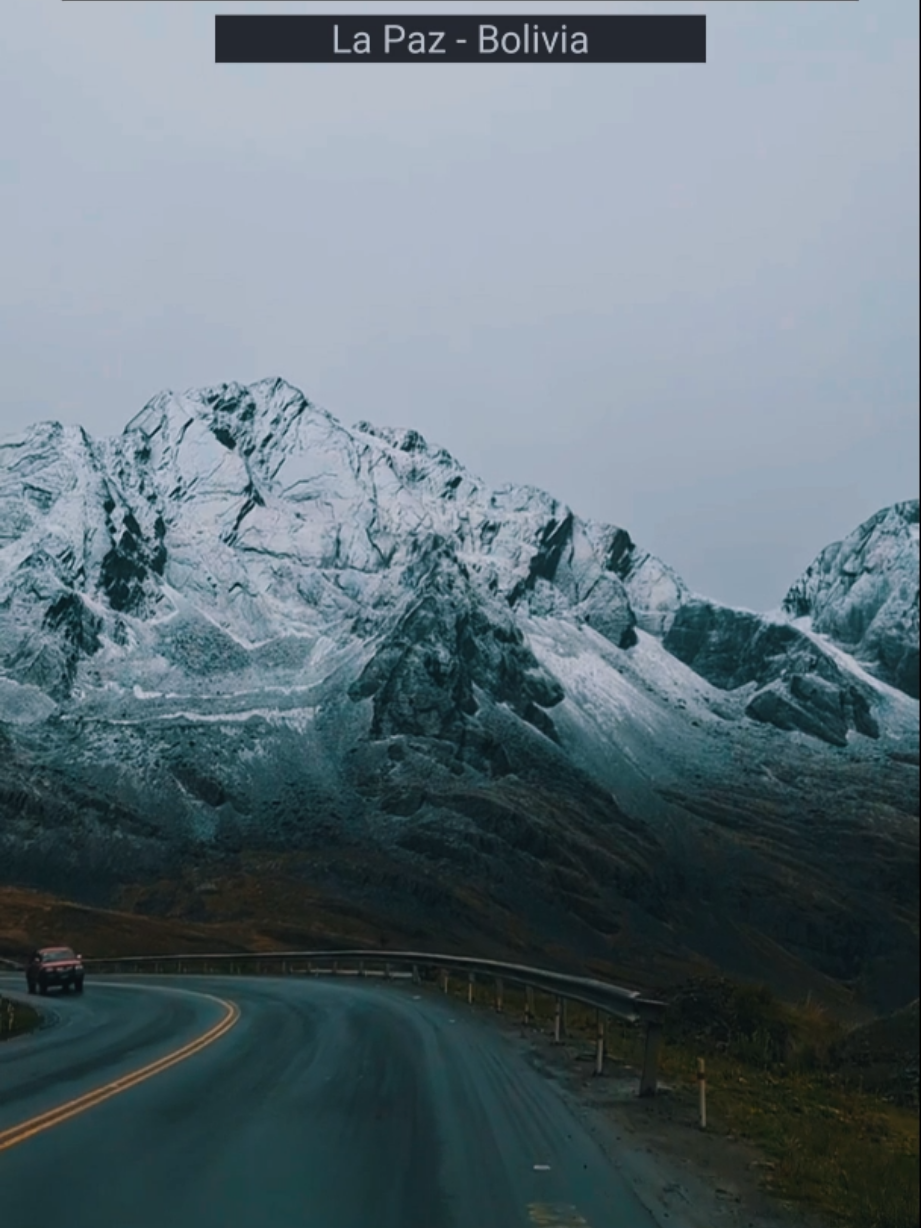 PARTE 3. NIEVE EN LOS ANDES ❄️🇧🇴 Descenso nevado desde la Cumbre hacia los Yungas, Bolivia. Un viaje espiritual entre montañas con The Lonely Shepherd. ❄️🚘🎼 #bolivia #bolivia🇧🇴 #cumbre #lacumbre  #camino #rutas #paisajes #nevado  #nieve  #losyungas #yungas #yungasbolivia🇧🇴  #impresionante  #thelonelyshepherd #pastorsolitario #pastor  #duster #renault  #viaje #losandes #parati #paratiiiiiiiiiiiiiiiiiiiiiiiiiiiiiii #foryoupage❤️❤️ #fyp 