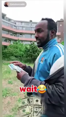 #cell ka📞 hala yareeyo Almino qarabo😂🙈#mursadenimo🇵🇷🥰 #habarceyne🇷🇺🐎 #somali #muqdisho #deyniile #holwadag #gubta#qosolka_adunka  #somalitiktok #somalitiktok12# #somaligirls #viral_video #yourpage #viralditiktok #foryoupage #fyp 