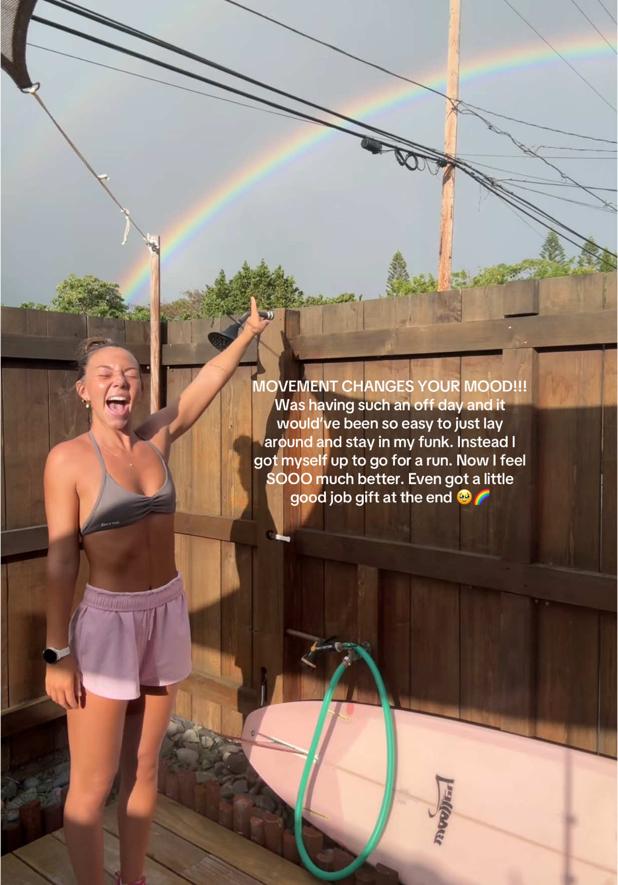 reminder MOVEMENT CHANGES YOUR MOOD (and so do rainbows 🤭🌈) fit:@DFYNE 