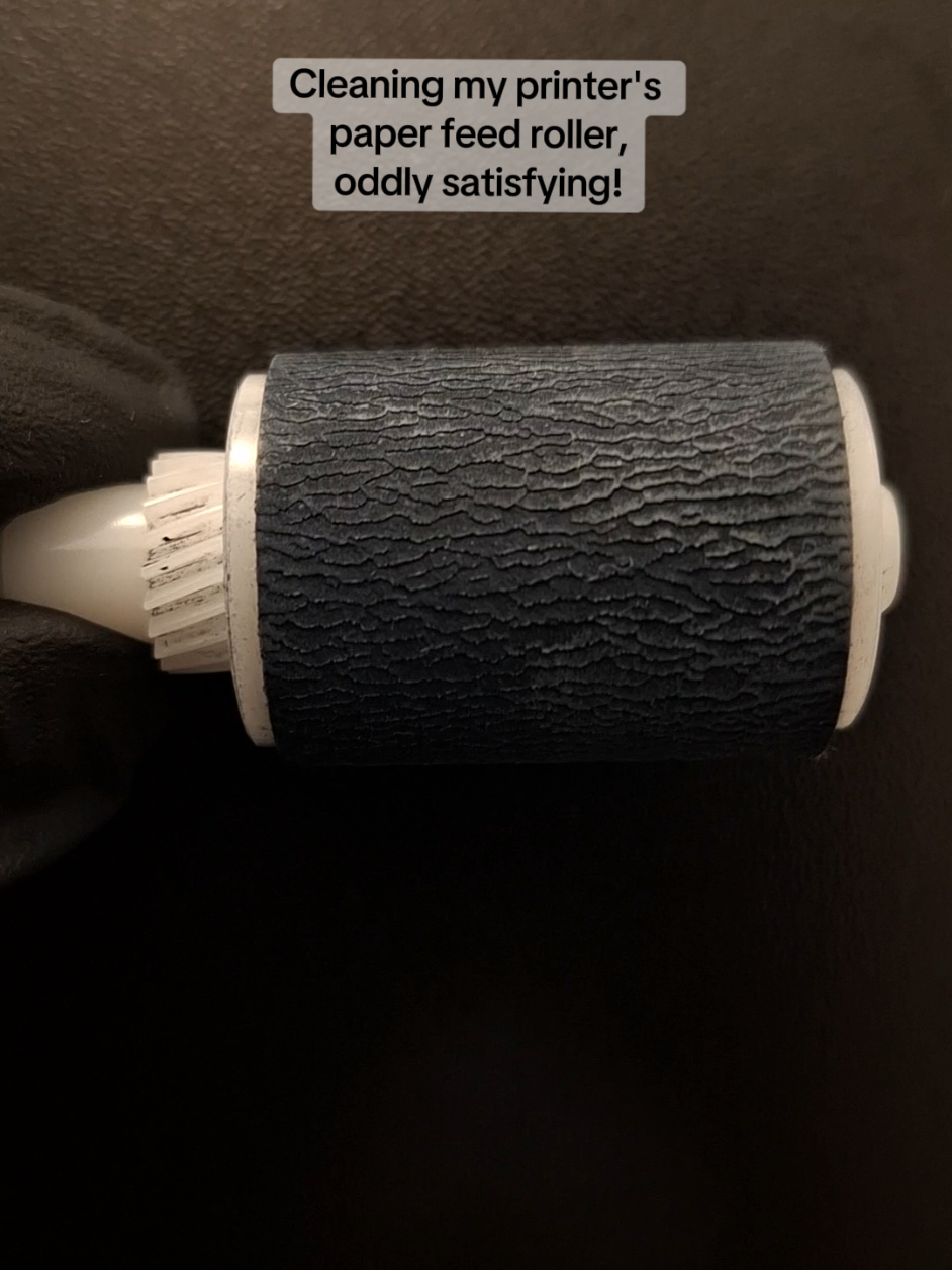 Ever had paper jams or crooked prints? Watch me clean the printer feed roller – simple fix, super satisfying! #TechHack #DIY #PrinterTips #CleanTok 