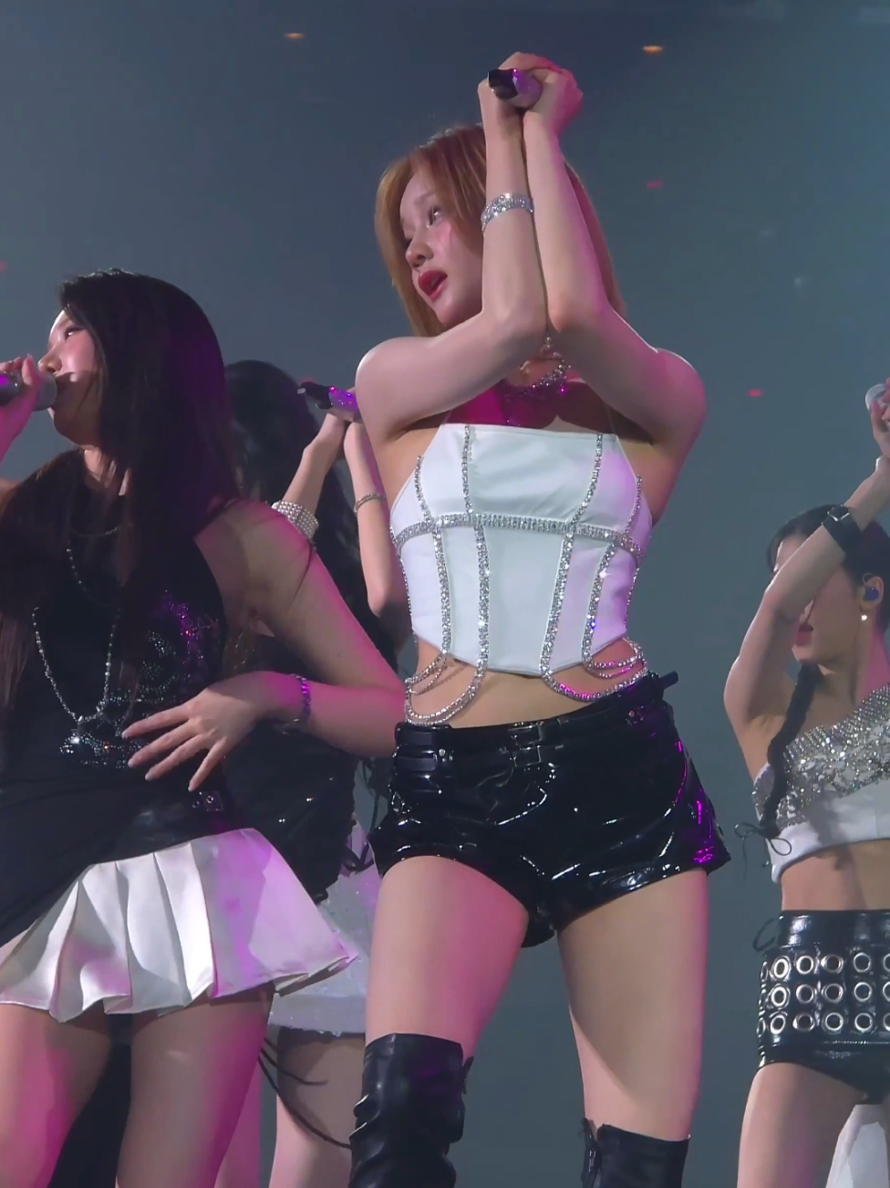 #babymonster #foryou #fyp #pharita #kpopfyp #fy #dancer 