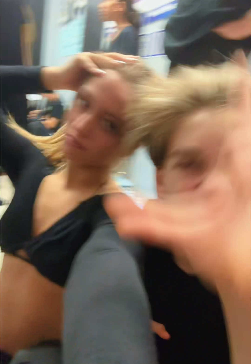 day 2 w @🌊☀️Tris🐬🏝️ #fyp #trend #dance 
