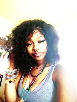 The messy wake up look eating tdy🌝