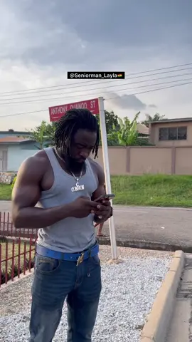 Aaah 😂 @NAAMUNEY 😂.. DISCLAIMER : This page does not support violence! No one was hurt in the cause of making this video 🤍 #ghanatiktokers🇬🇭🇬🇭🇬🇭 #videooftheday #pulseghana #kumasitiktok🇬🇭 #nigeria #videofunny #ghanacelebrities #ghanafuodotcom #viraltiktok #accratiktokers #ghana #pulseghanatiktok #trendintiktok #seniormanlayla😂😂 #seniorman_layla #kumasitiktokers #viralvideo #trending #seniormanleila #tiktoknews #tiktok #tiktokmedia #tiktokghana🇬🇭 #ghanatiktok🇬🇭 #kwadwosheldon #kwadwosheldonstudios 