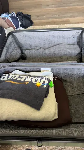 Pack with me for Arizona🌵☀️ #pack #travel #arizona #fyp #foryoupage 