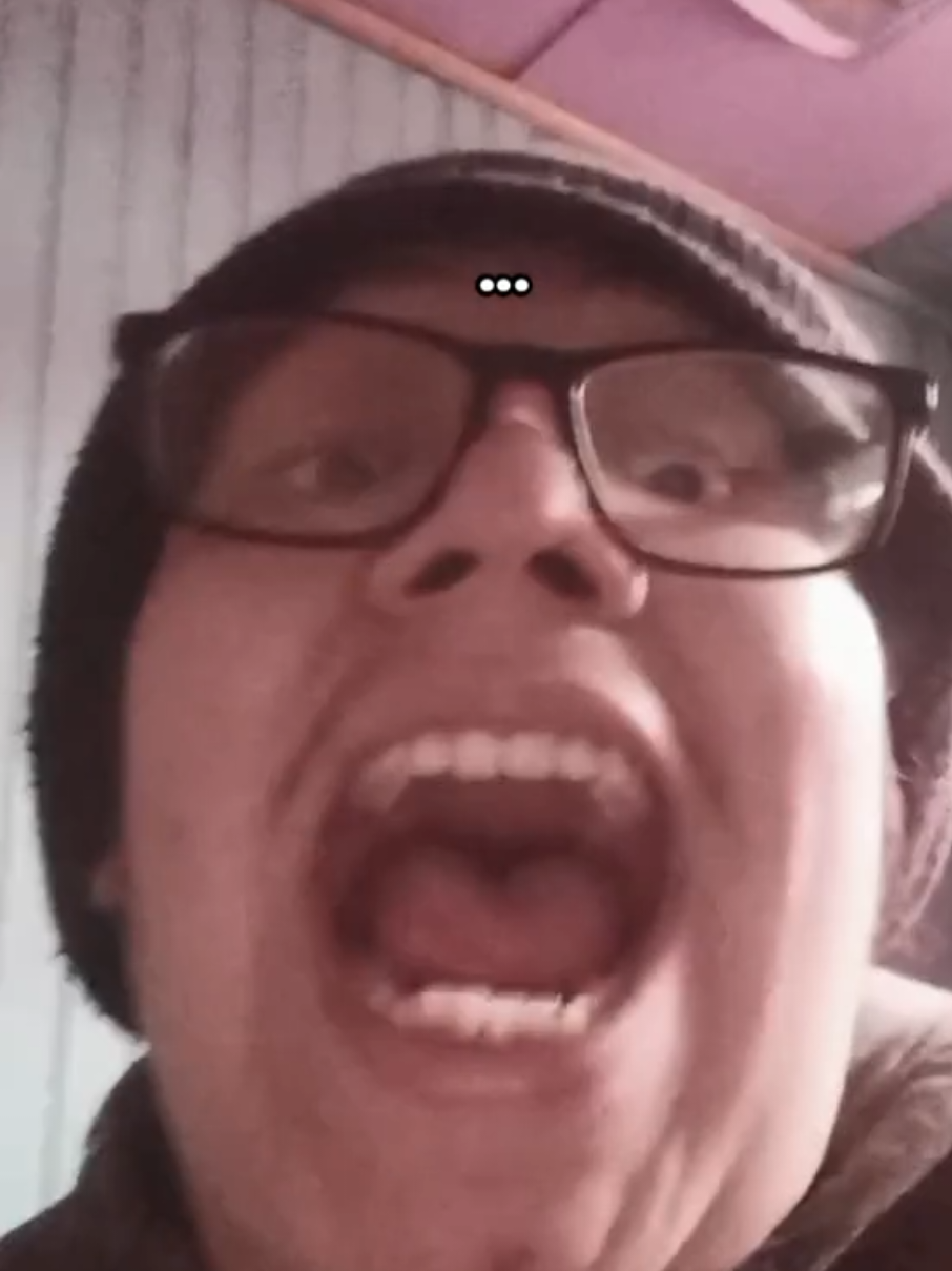 Respuesta a @elnumerounoo1 dejen de webiar y tengo 21 no 22. #enojo #rabia #desahogo #fyp #streamer #famoso #entender #stream #chile #paratii #paratiiiiiiiiiiiiiiiiiiiiiiiiiiiiiii 