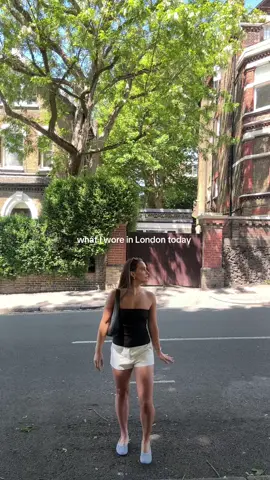 #OOTD #summeroutfits #summeroutfitinspo #summeridea #SummerFashion #summerstyle #ootdinspo #whatiworetoday #london #londonstyleinspo #londonfashion 