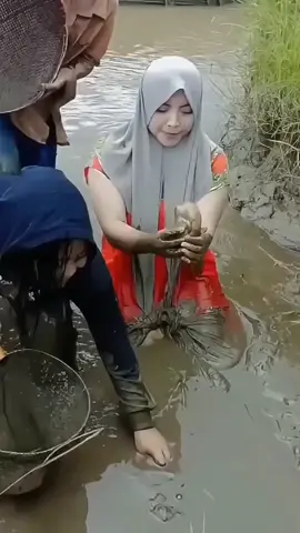 Fishing funny video   #fishing #viral #funny #shorts