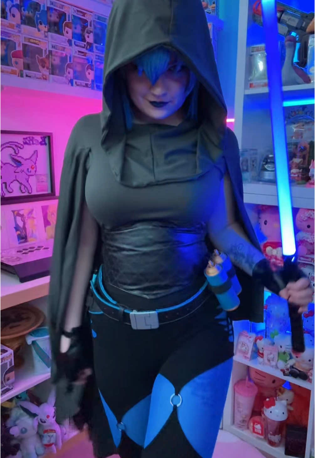 HERE SHE IS!! I want to do more to this cosplay and will add to it but I bring you…. Jedi Hope!! #hopefortnite #hopecosplay #jedihope #fortnitecosplay #fortnitechapter6 #starwarsxfortnite #fortnitecommunity 