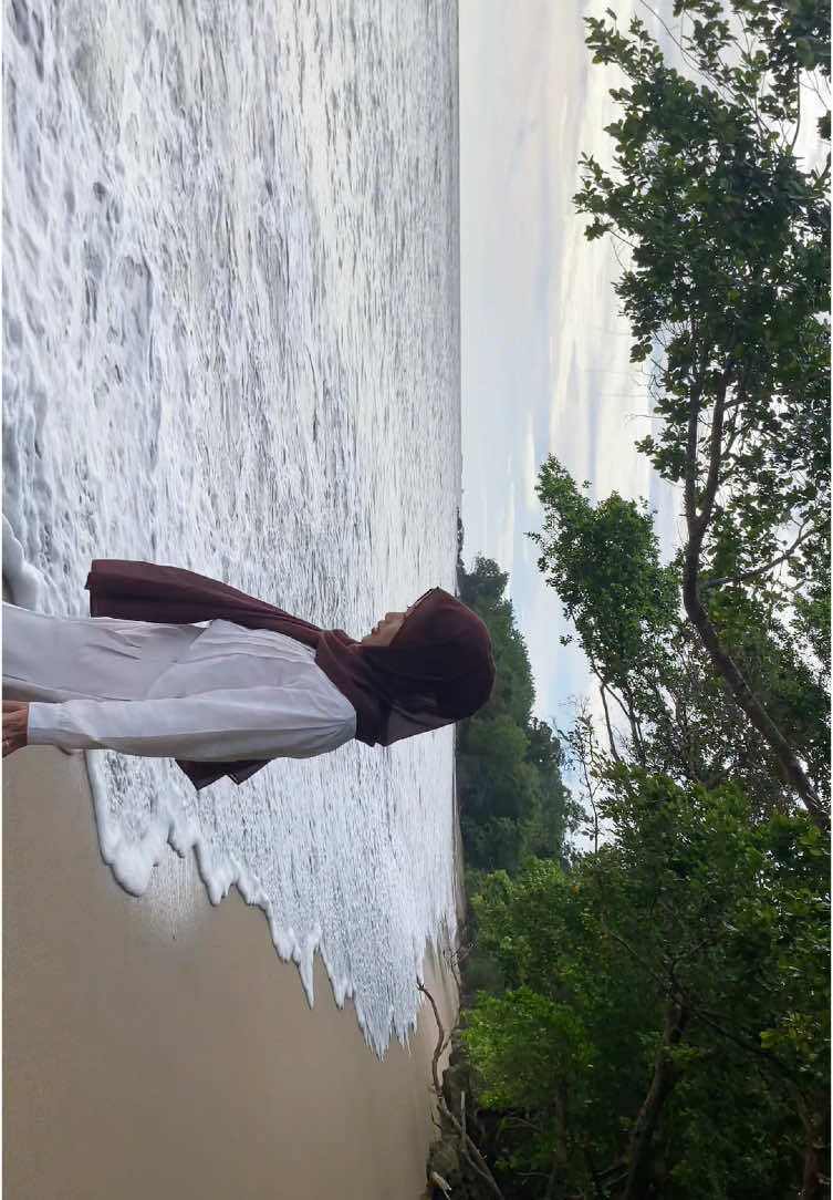 🌊🤍 #fyppppppppppppppppppppppp #pantai #cinematic #kabmandailingnatal #kecnatal #fyp                                                 @🐣 