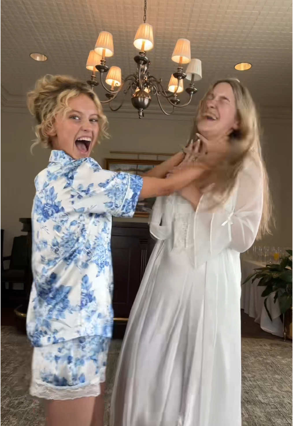 #fypシ #foryou #wedding #viral #trending #dress #bridesmaids #cousins #wife #funny 