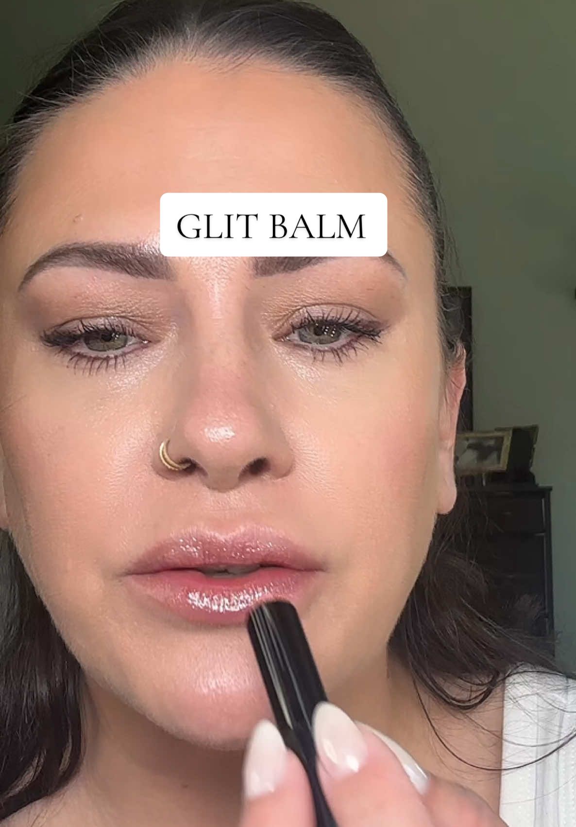 Serving high-shine drama with Throb by Get Stoned Cosmetics! This Glit Balm hits different — juicy, bold, and unapologetically glam. @GetStonned  #GetStonedCosmetics #GlitBalm #ThrobShade #ViralLipGloss #TikTokBeauty #LipGoals #GlossyLips #BoldBeauty #MakeupMustHave #TikTokShopFinds