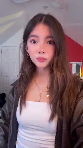 yeah ! #fyp #xybca #foryou #milaiscutest #yummy #audio #audiogirl #pretty #jewelry #hairinspo #outfitinspo #lighting #bored #sounds #soundstouse #lipsync #macmiller #tubetop 
