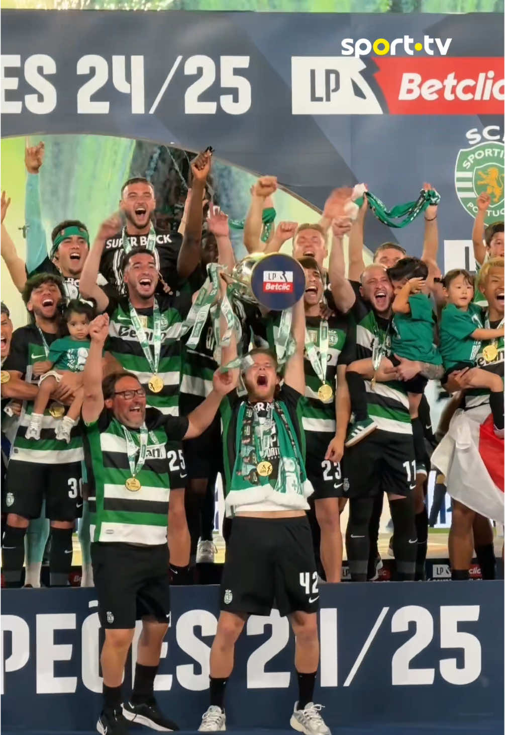 Os Reis da festa!! 👏🏻#sporttvportugal #tiktokdesporto #sportingcp @Sporting CP 