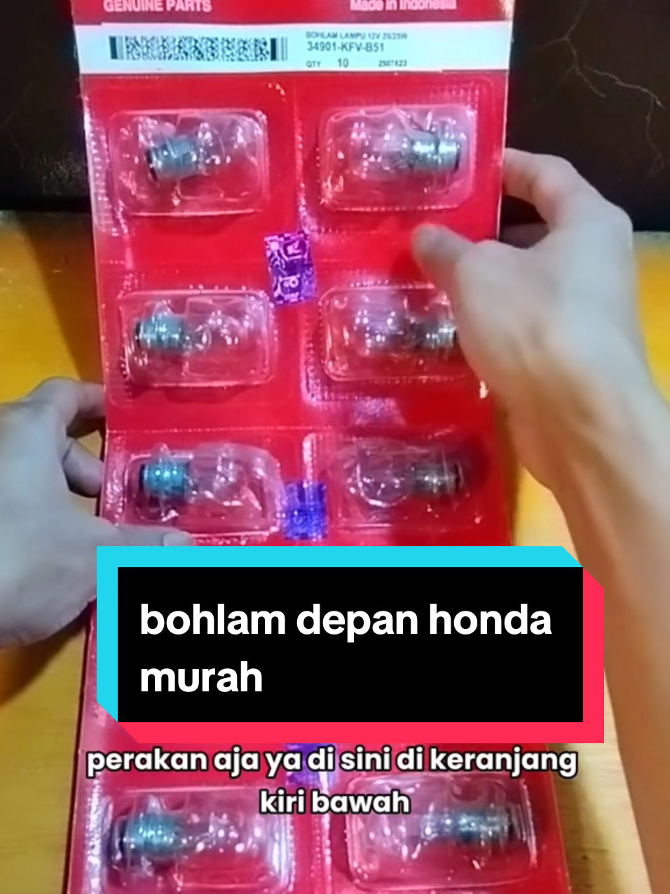 Masih beli mahal? Bohlam lampu depan honda harganya cuma 4 ribu perakan di sini, pnp buat bebek matic, beat supra series, vario, revo dll original ada hologram dan nomor serinya #bohlamdepan #bohlamdepanhonda #bohlamlampudepan
