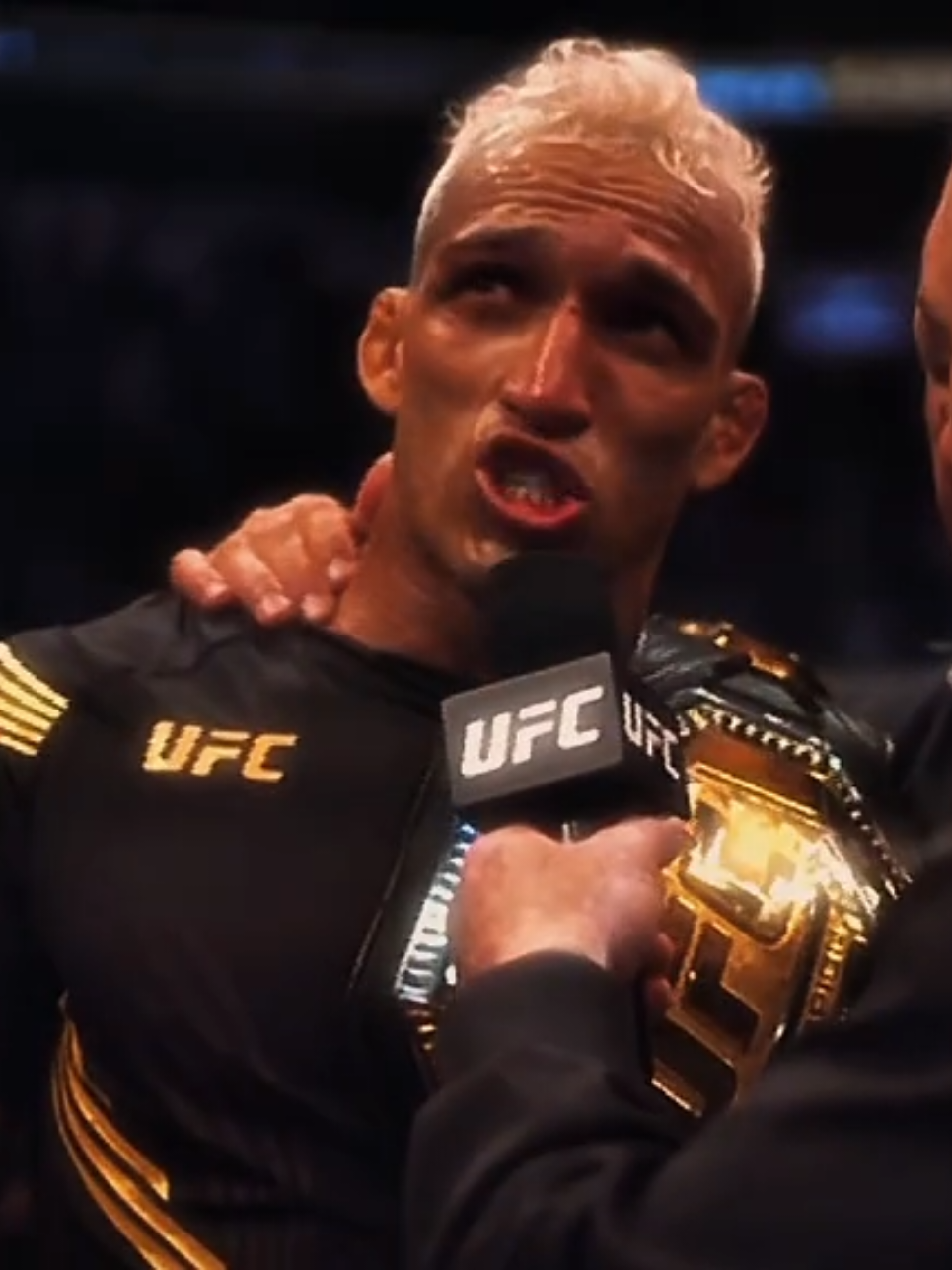 Reviver o passado pra acreditar no futuro! #ufc317 #UFC #edit #charlesoliveira #iliatopuria #mma #jiujitsu #cinematic #cinturão 
