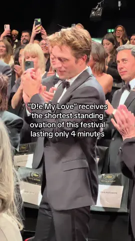 I was so hyped for this movie 😢 #robertpattinson #jenniferlawrence #cannes #cannesfilmfestival #cannes2025 #premiere #standingovation 