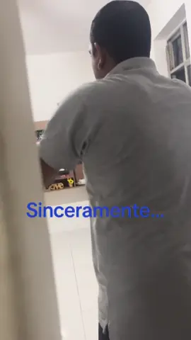 Chega do trabalho, liga o som, nem troca a roupa e manda uma dessa… @robertomoraes442 