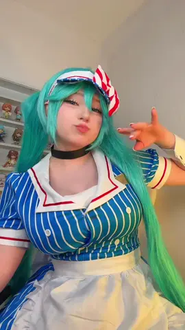 What happened to the quality of todays videos 💀 #hatsunemikucosplay #mesmerizermiku #hatsunemiku #cosplay 
