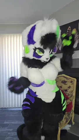 I just need feet now and to blend the strips in more. I took the lazy way of putting them on. #fursuit #fursuiter #furry #kemonofursuit 