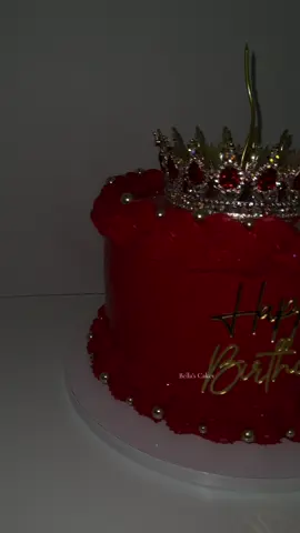 #creatorsearchinsights #pastelespersonalizados #beltsvillemd #takomaparkmd #crowncake #glittercake #prettycakes 