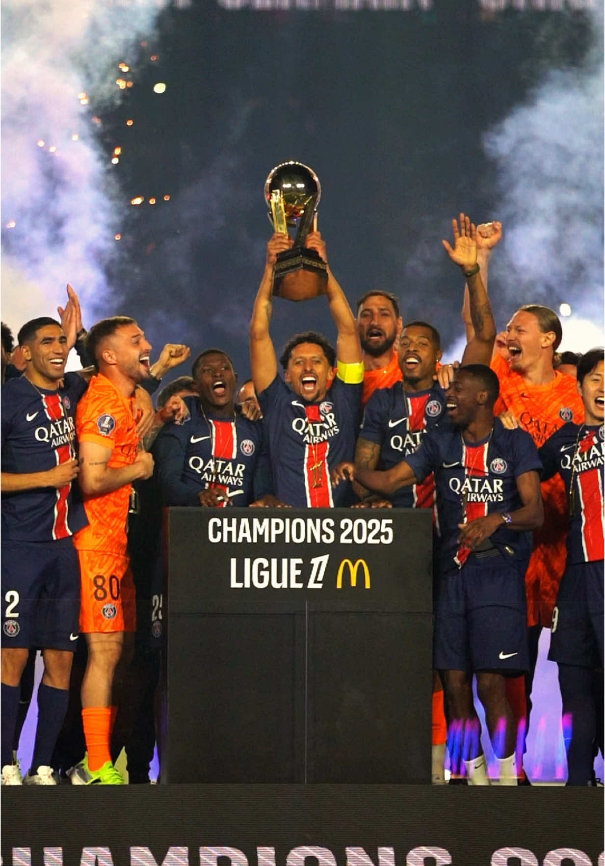 CHAMPIONS!!! ❤️💙🏆 #psg #ligue1 