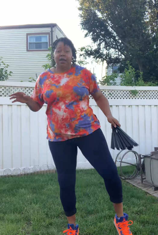 💙🧡💙Better late then never with my NEW YORK KNICKS COLORS ON…!!😜 #laughwithme602 