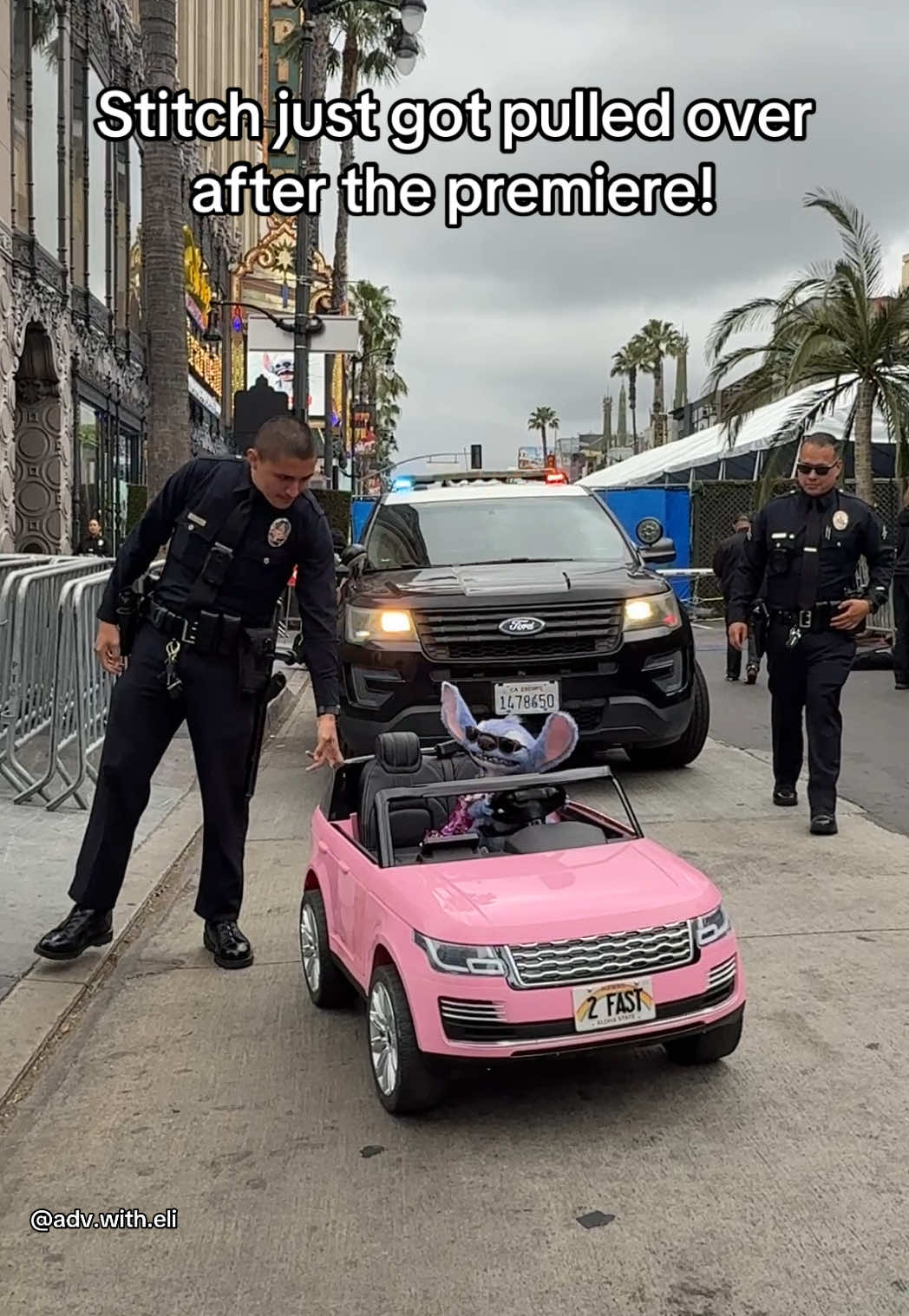🚔🚨 #stitch just got pulled over! 