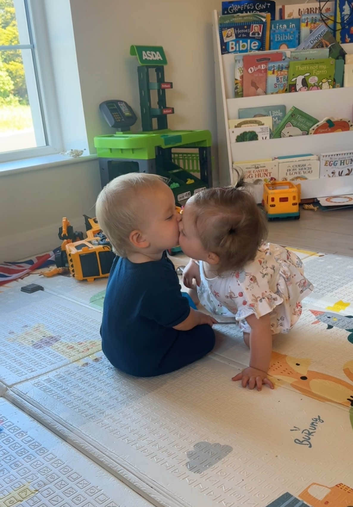 These two are so cute 🥰💙💗 #twinsoftiktok #twinskising #kissingbabies #boygirltwins  #3under3 @Darrin Foster 