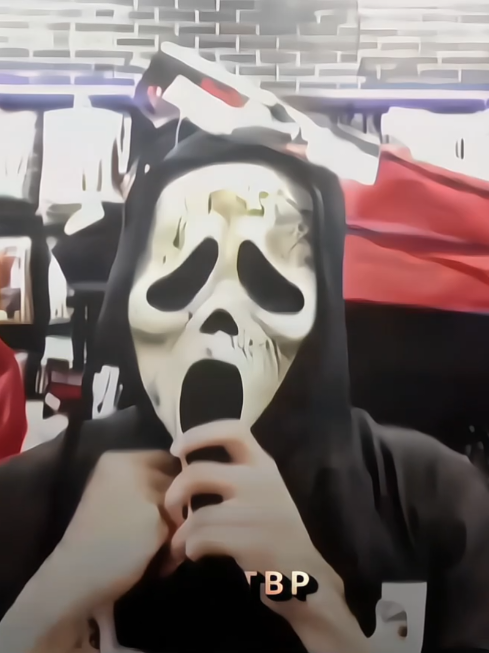 precisamos do Miguel pânico no Halloween! | 19:40 @Miguel Mora @Wendy Mora  #miguelmora #fallow #vaiprofy #mikeysfamily 