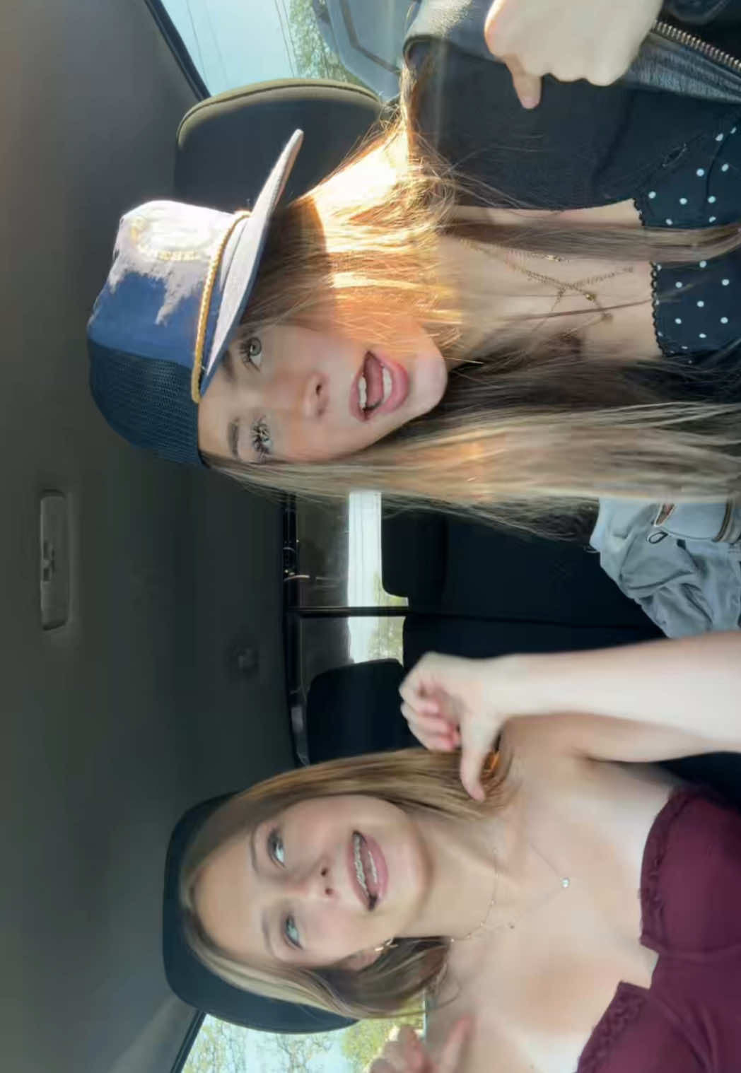 @hellastella08 cuz your fine😉😉