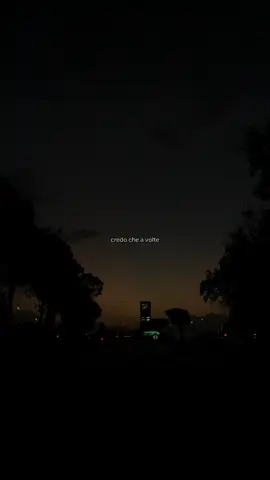 A chi é stato luce ed ha acceso la tua luce. Ai momenti da vivere. #fyp#motovation #lifegoals #motivazione #frasesmotivadoras #frasitaliane #perte 