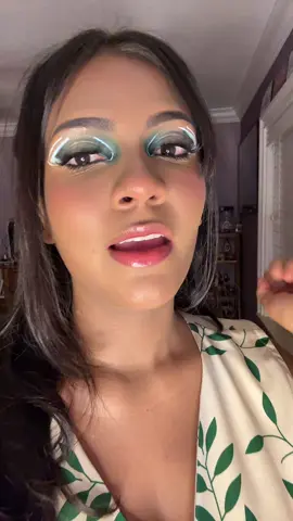 Hola una recomendacion de luz 🥰❤️ a mi me function espero perfecto#lobuenosecomparte#luz#luzparatusvideos#siguememe#viral🥰❤️