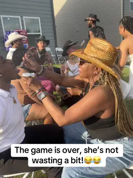 I just know she has kids. 😂😂😂😂