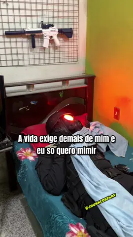 Nossa que situação dificil, vou dormir  #cosplay #humor #memes #dormir
