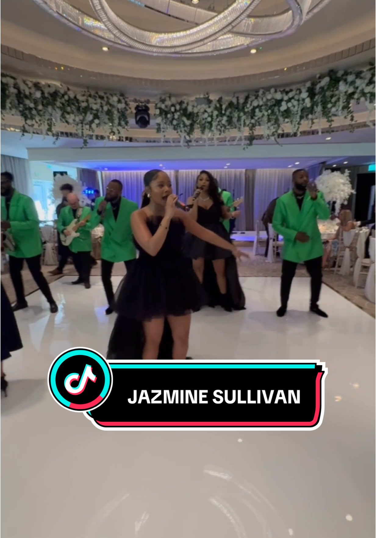Their voices, their dresses, the band, background singers all just 🔥 - #jazminesullivan #vocals #singing #nostalgia #work #throwback #fyp #foryoupage #foru #explore #explorepage #trending #popular #main #reels #forupage #foryoupage #foryou #needyoubad #reggae #rnb #weddingband #luxuryevents 