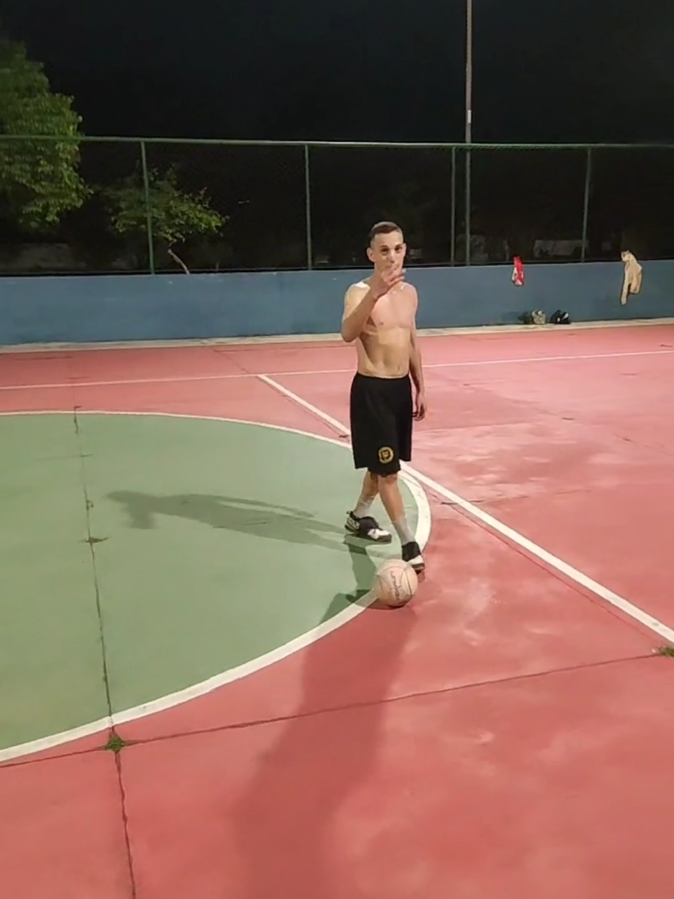 10 Levantadas no Futebol ✨⚽🔥 #skills #viral #football #explore #fy