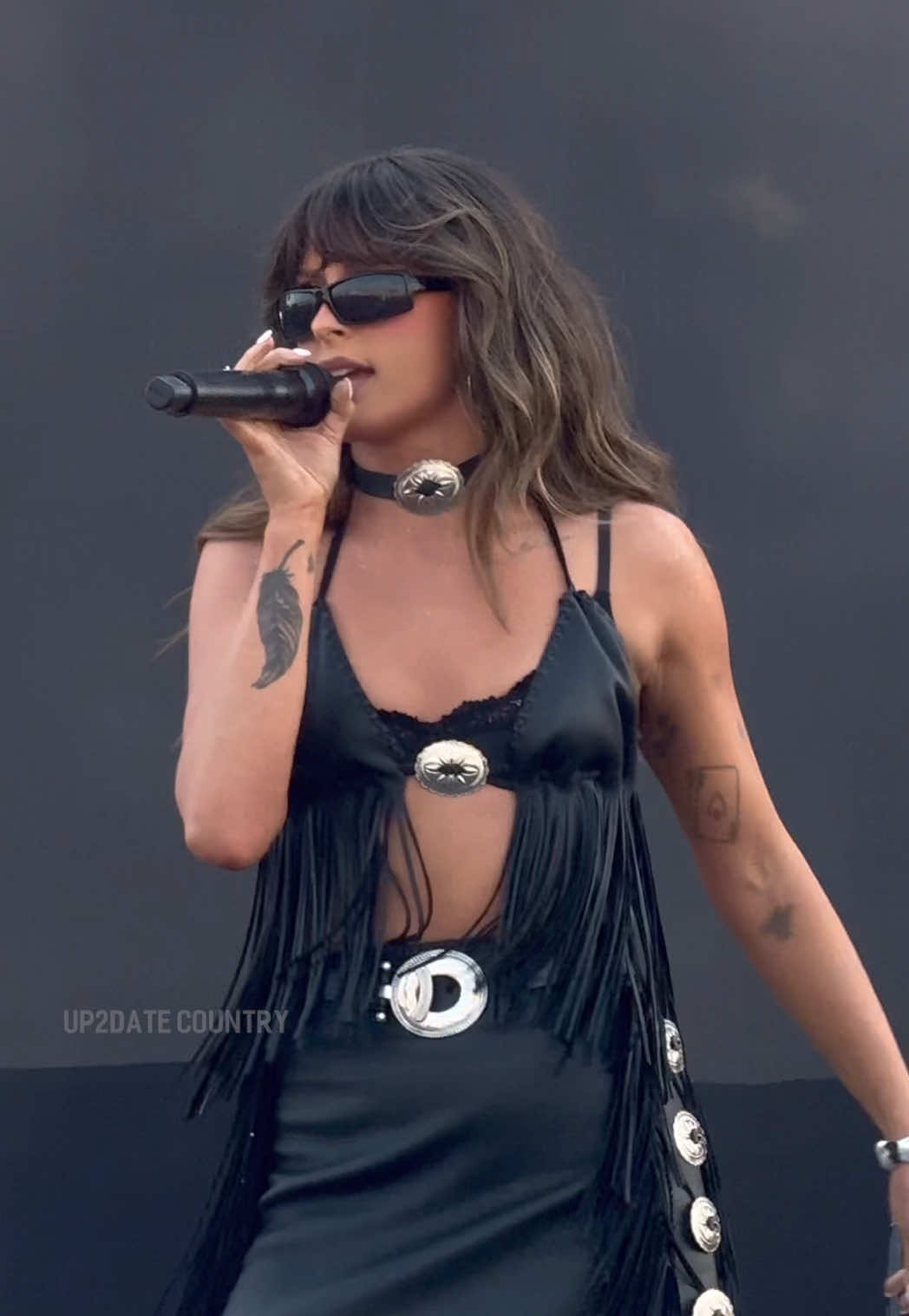 Update: @Ella Langley performs “weren’t for the wind” at Sand In My Boots Festival in Gulf Shores, AL #ellalangley 
