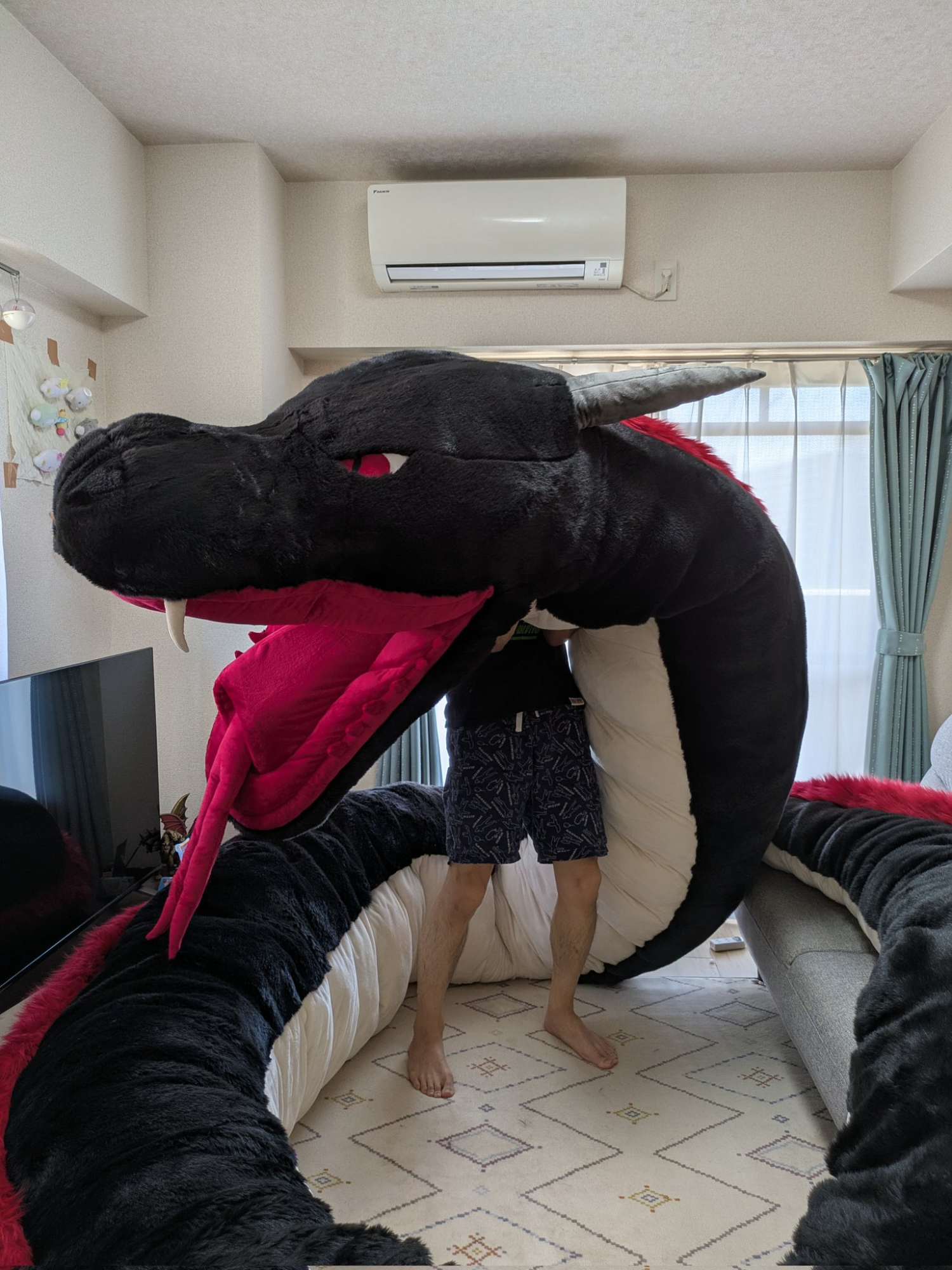 [Furry Show] Raise a super long dragon snake orc pet at home【兽装展示】在家里养条超级长的龙蛇兽人宠物#fursuitmaker #gamermac #teamwork #skibidi #tiktok #cat #dog #furrytiktok #furry #art #kemono #starfox #krystal #fursuiter #mff #gyatt #rizz #ohio #fursuit #costume