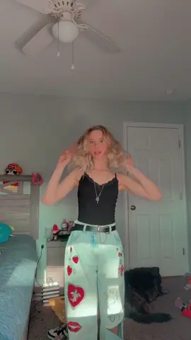 You can see it from the back 👀 #trening #bop #boplife #foryoupage #badbish #mattressactress #actresslife #onlygirl 