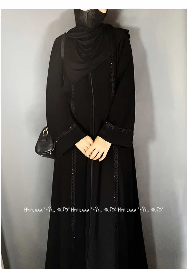 baguss bgtt motif dan bahannya masyaaAllah🥹🙌🏻#abaya #abayahitam #abayasaudi #fypage #masyaallahtabarakkallah 
