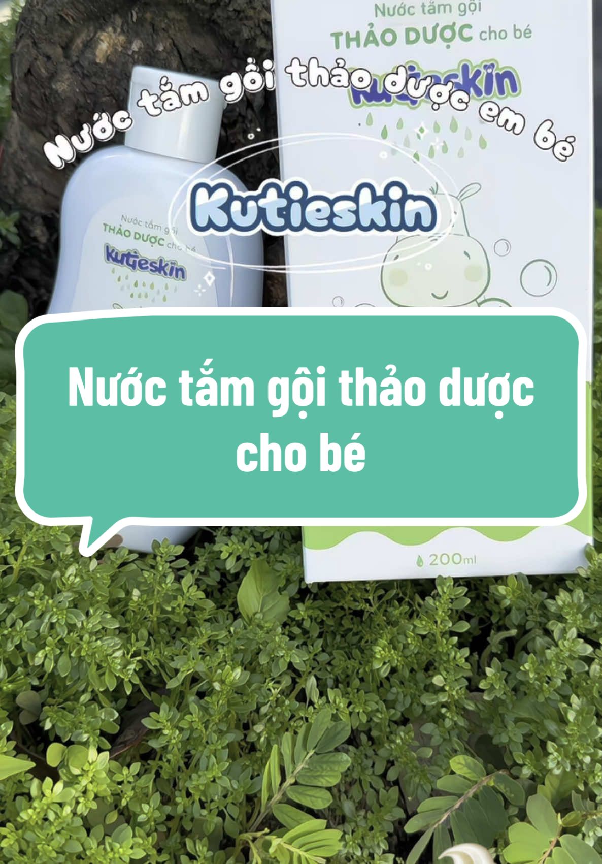 Thay vì tắm lá cầu kì tốn thời gian, thì tui chọn nước tắm gội thảo dược 2 trong 1 kutieskin cho bé nhà tui #kutieskin #kutieskinchinhhang 
