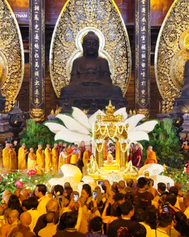 Lễ cung rước Xá Lợi Đức Phật Thích Ca Mâu Ni về tôn trí và chiêm bái tại chùa Tam Chúc  #xaloiphat #vesak #vesak2025 #chuatamchuc #Phat #Phatgiao #adidaphat